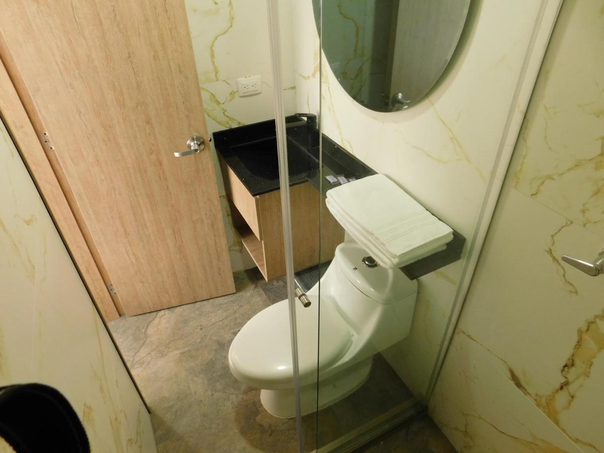 Hotel Mx Μπογκοτά Εξωτερικό φωτογραφία